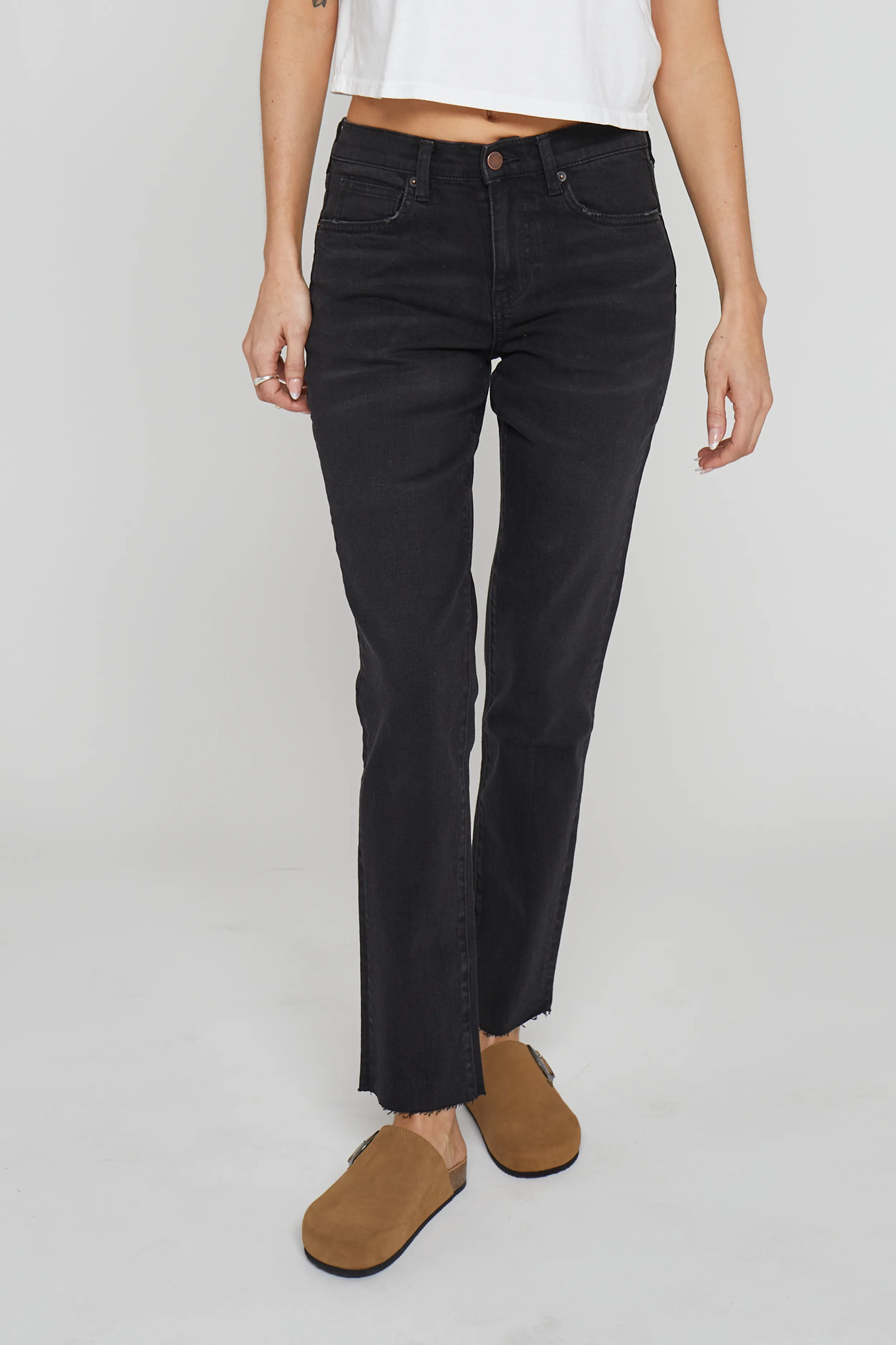 Crosby High Rise Relaxed Taper Washed Black